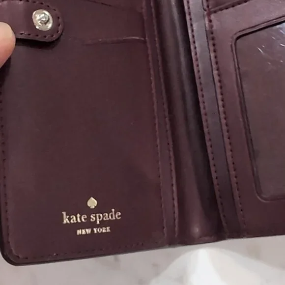 Kate Spade Mulled Wine Stacy Wallet - Picture 7 of 7